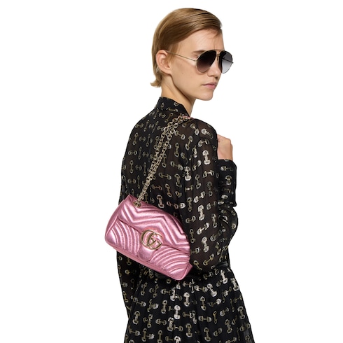 GG Marmont medium shoulder bag