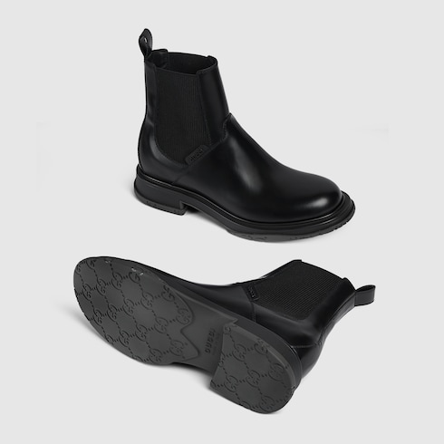 Men's ankle boot with tonal logo