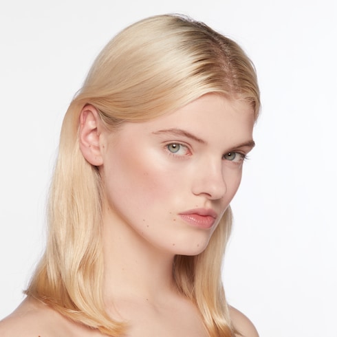 01, Poudre De Beauté Éclat Soleil Powder