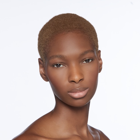 #05，古驰阳光慕斯修颜粉饼