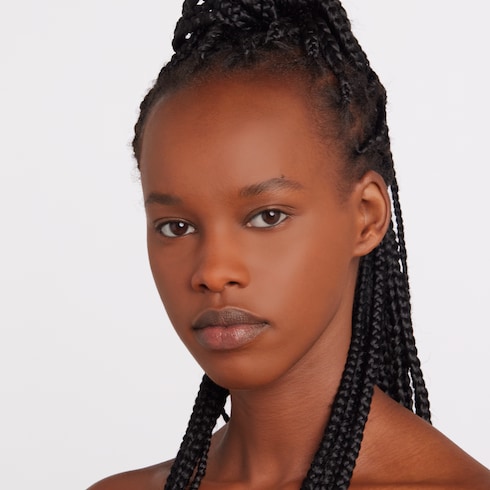 440N, тональная основа Éternité de Beauté с SPF, онлайн-эксклюзив