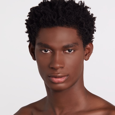 530O, тональная основа Éternité de Beauté с SPF, онлайн-эксклюзив