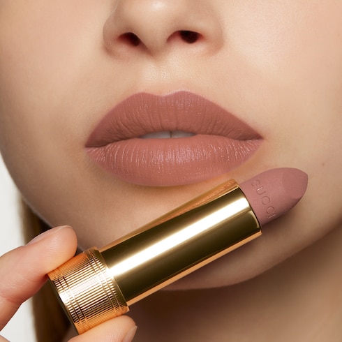120 Sonia Light Beige, Rouge à Lèvres Mat Lipstick
