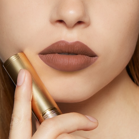 220 Suzanne Sunset, Rouge à Lèvres Mat Lipstick