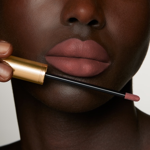 223 Isabel Rosewood, Rouge à Lèvres Liquide Mat Lipstick