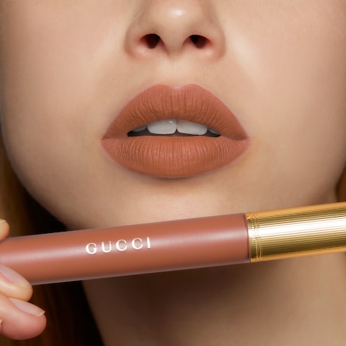 315 May Peach, Rouge à Lèvres Liquide Mat