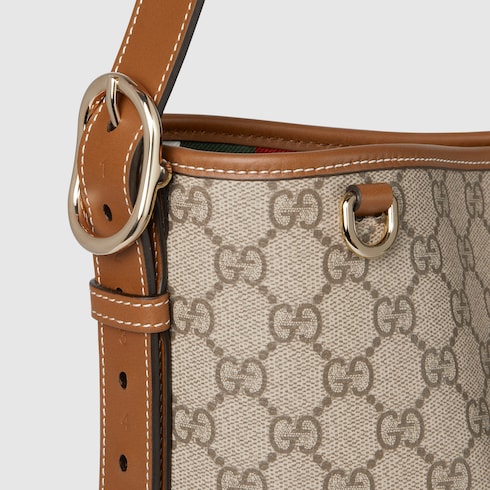 Bolsa para el hombro mediana GG Emblem