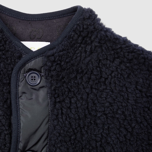 Veste pour bébé en tissu duveteux GG