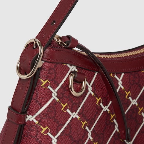 GG Emblem small shoulder bag