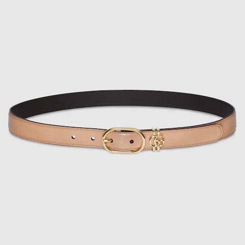 Belt with oval buckle