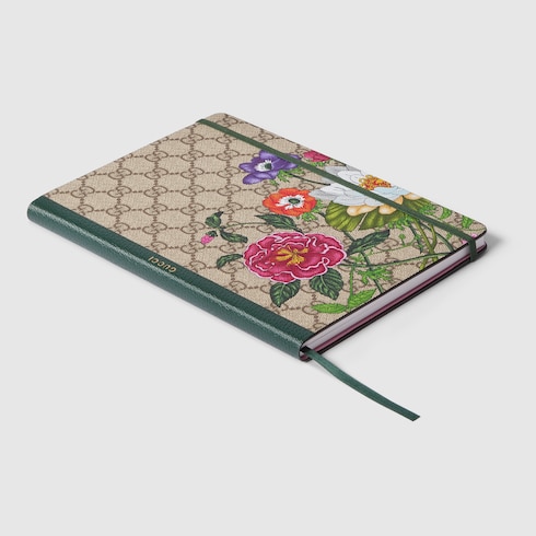 Cuaderno con GG y estampado tamaño grande