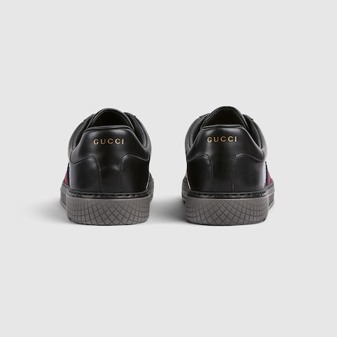 Tenis Gucci Ace con tribanda Web para hombre