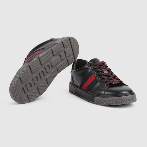 Tenis Gucci Ace con tribanda Web para hombre
