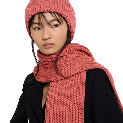 Wool cashmere scarf with embroidery