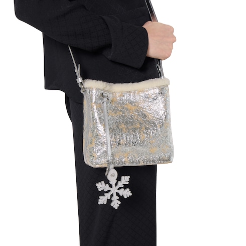 GG Emblem small bucket bag