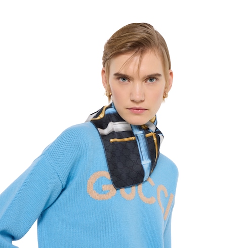 Carré en twill de soie imprimé