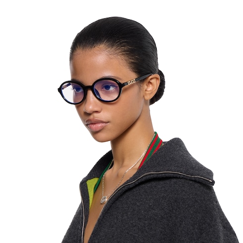 Specialized fit round optical frame