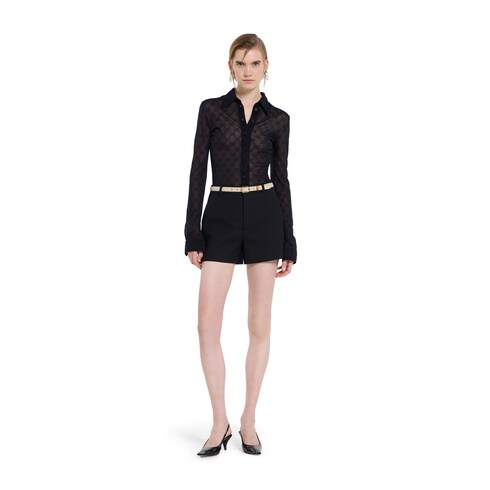 Thin belt with oval buckle