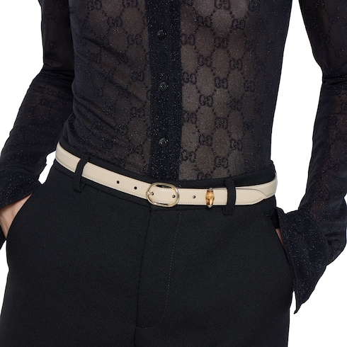 Thin belt with oval buckle