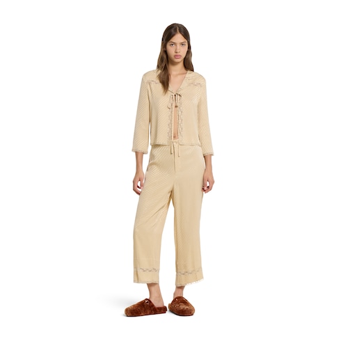 女士饰马衔扣穆勒鞋