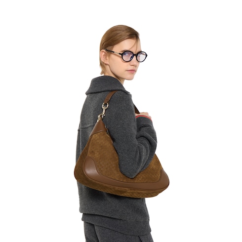 Gucci B medium shoulder bag