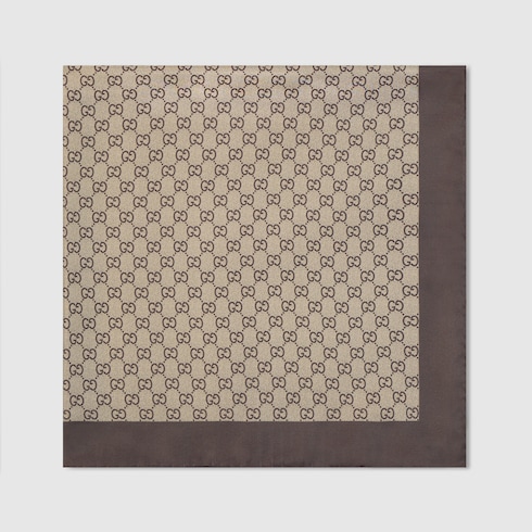 Carré en twill de soie imprimé