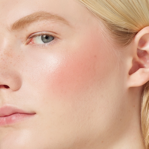 03, Gucci Glow Blush