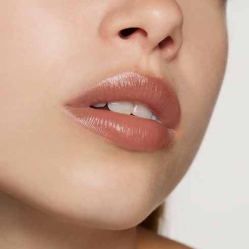 132 'Lilla Tawnie', Rouge à Lèvres Voile Lipstick