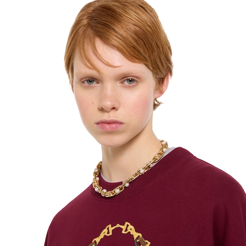 Necklace with mobile pearls