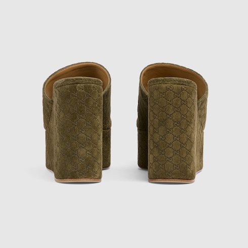 Sandalias con cuña Horsebit para mujer