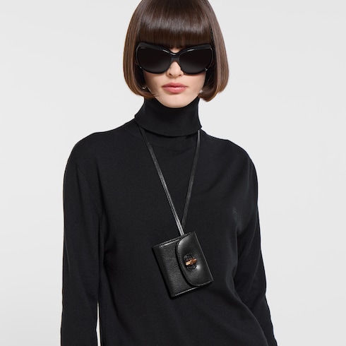 Bamboo Kartenetui mit Riemen