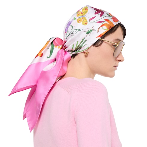 Pañuelo cuadrado de sarga de seda estampada