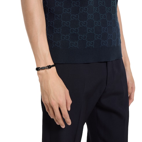 Geflochtenes Armband mit Kolbendetail