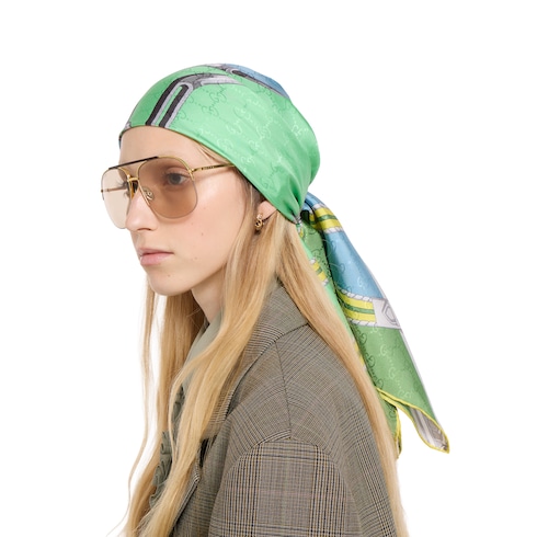 Carré in seta jacquard stampata