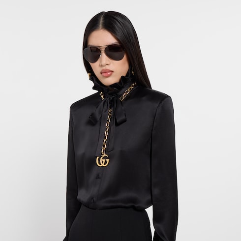 Chemise en satin de soie avec nœud