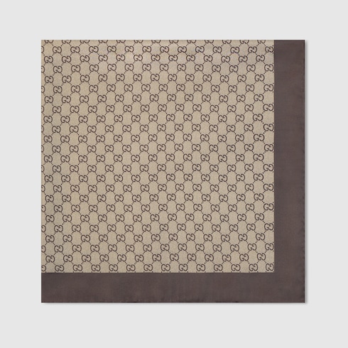 Carré en twill de soie imprimé