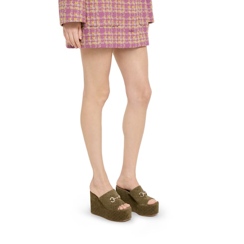 饰马衔扣女士坡跟凉鞋