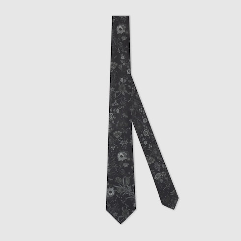 Printed silk tie