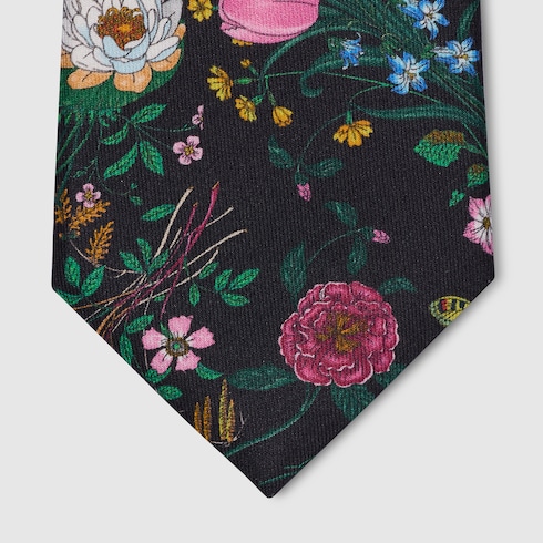 Printed silk tie