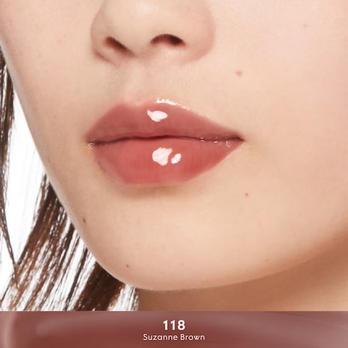 구찌 글로스 아 레브르 플럼핑 스무딩&모이스쳐라이징 립글로스 수잔 브라운 118