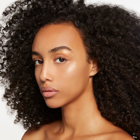 古驰星钻亮采高光粉饼 03