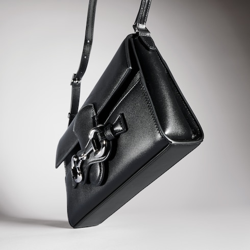 〔ホースビット リストレット〕ミディアム ショルダーバッグ