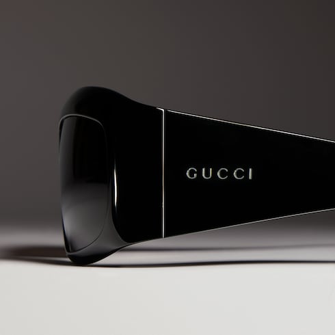 Gafas de sol con montura rectangular