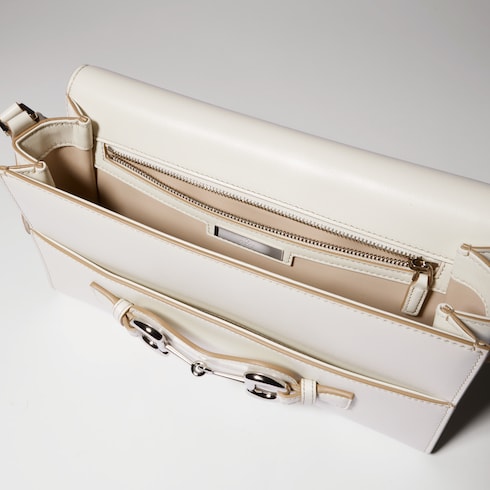 〔ホースビット リストレット〕ミディアム ショルダーバッグ