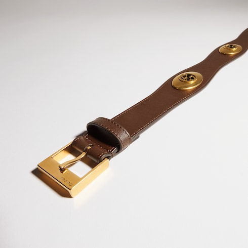 Belt with square buckle