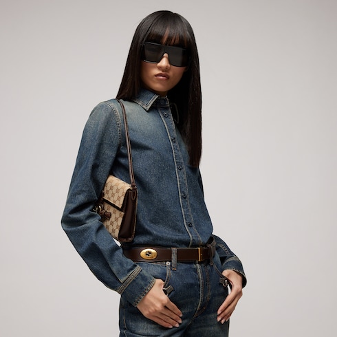 Belt with square buckle