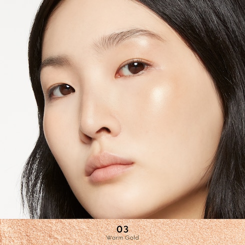 03, Пудровый хайлайтер Gucci Glow