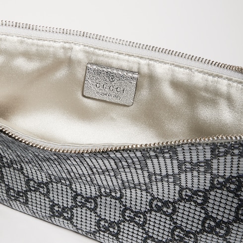 Metallische Abendtasche mit Charm