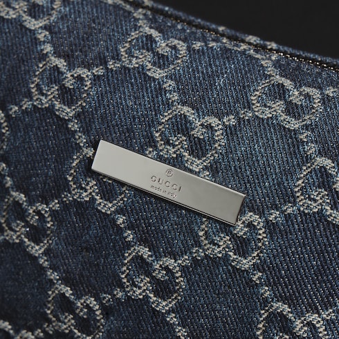 Medium cosmetic case with Gucci plaque