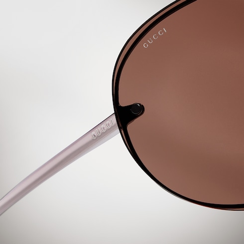Gafas de sol con montura tipo máscara